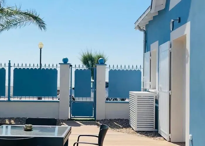 Front De Avec Jacuzzi Et Acces Châtelaillon-Plage